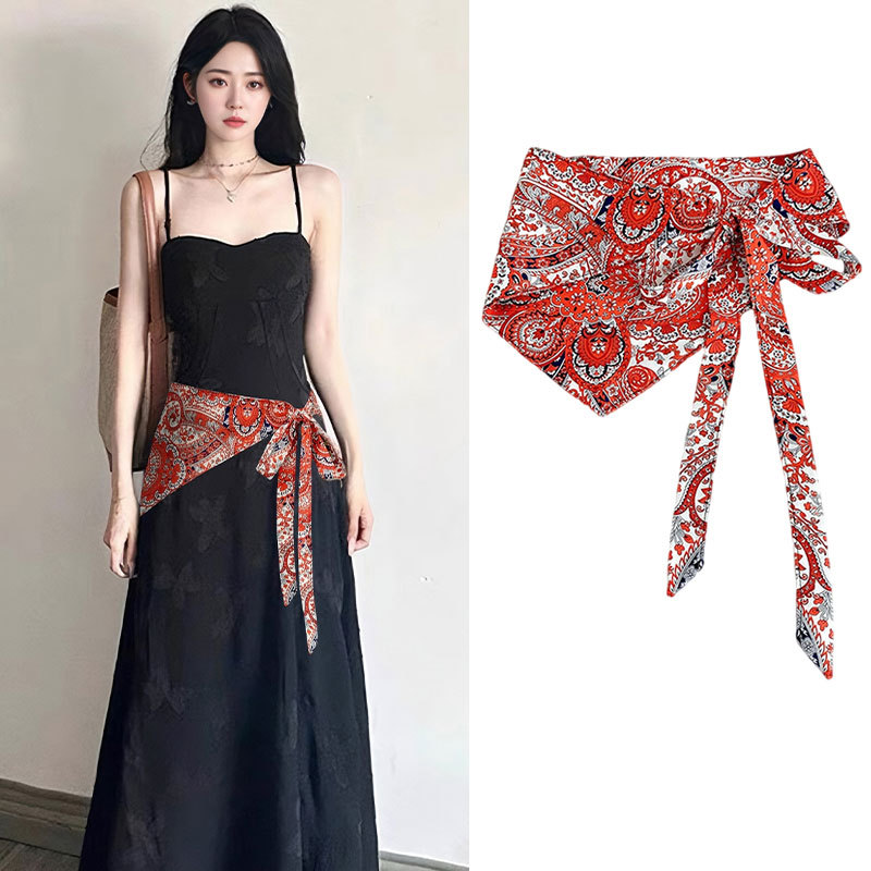 Ethnic Fashion Wear For Women - Cashew flower triangular scarf, women's stacked