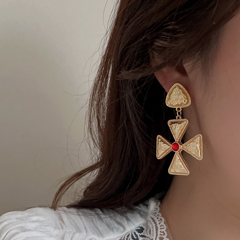Y2K Ethnic Fashion - Punk Metal Geometric Drop Earrings Gold